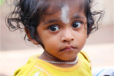 Слёзы ребёнка в городеТанжавур, штат Тамилнаду