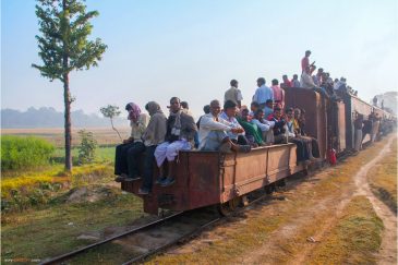 Единственный поезд Непала