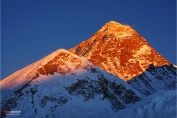 Высочайшая вершина планеты - Эверест