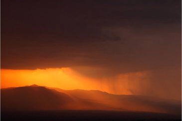 Закат после дождя в Памуккале