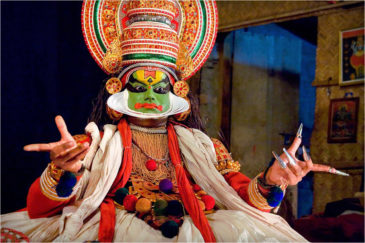 Актер катхакали - древнего индийского театра. Штат Керала