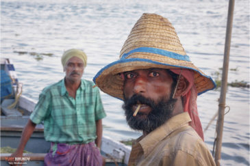 Рыбак в городе Кочин. Штат Керала