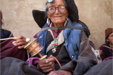 Бабуля на празднике в монастыре Ламаюру, Ладакх