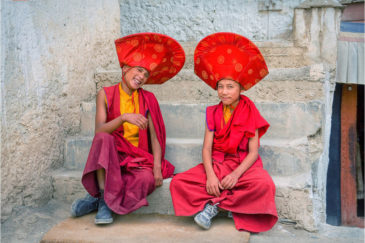 Молодые монахи монастыря Ламаюру, Ладакх
