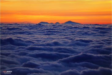 Раннее утро на вершине вулкана Лаву