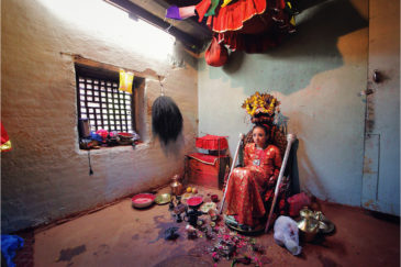 Живая богиня Кумари в Патане