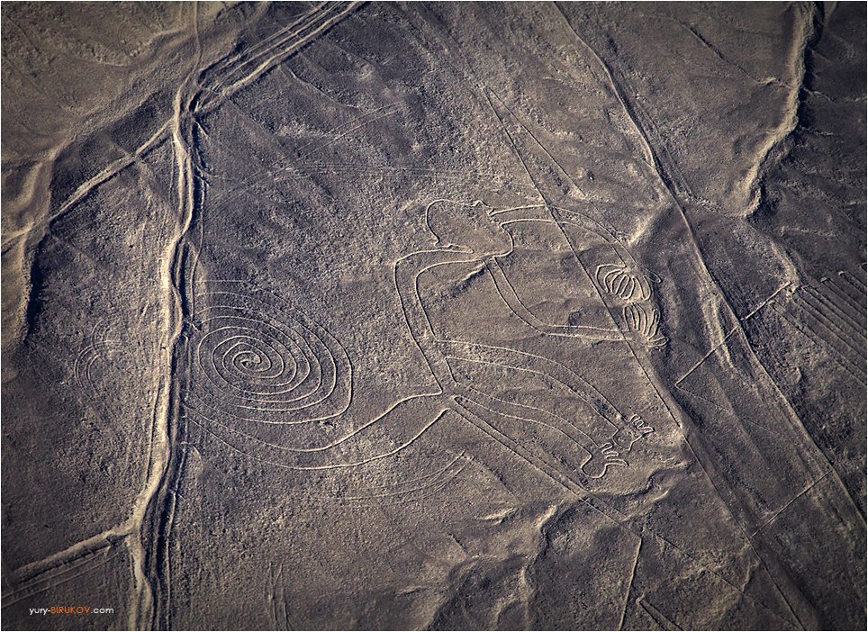  Загадочные рисунки пустыни Наска с борта самолета