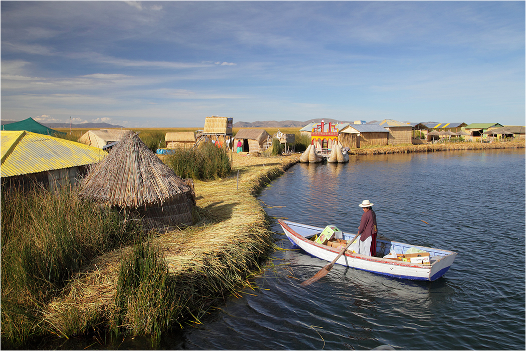 Искусственные острова индейцев Урос на озере Титикака