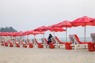 Одиночество на пляже Кокс Базар