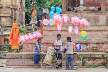 Продавцы сладкой ваты на площади Дурбар. Катманду