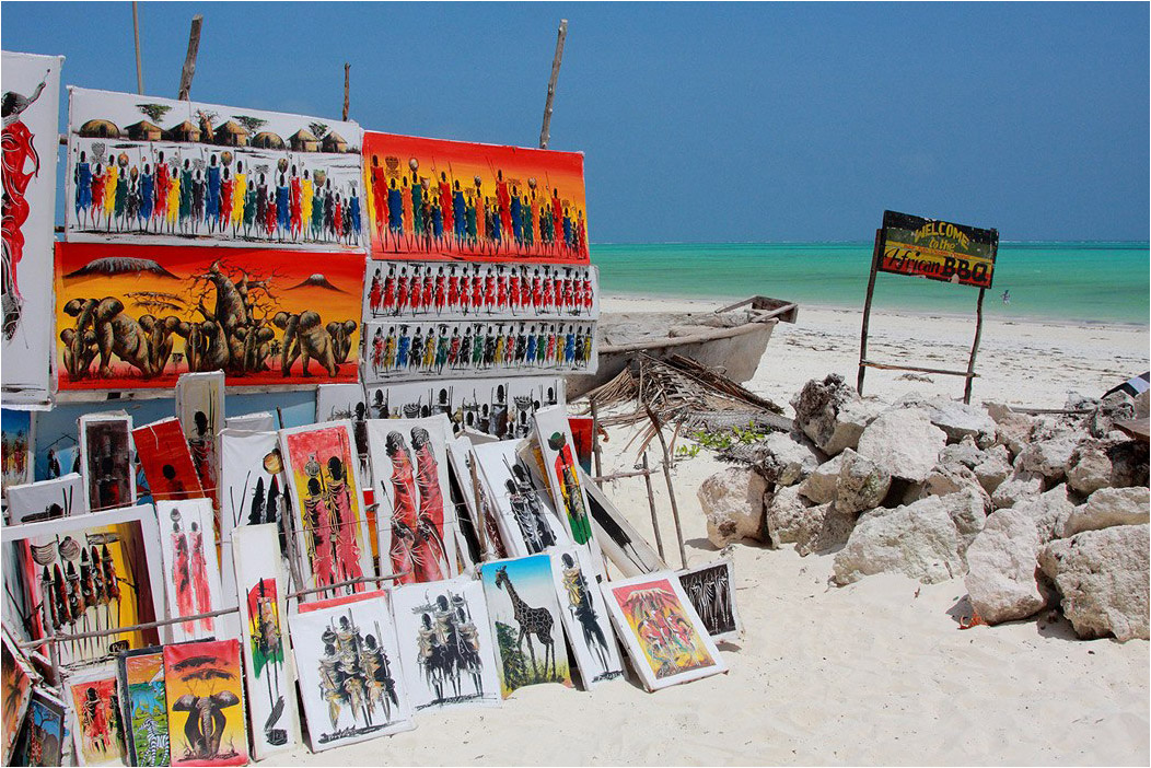 Африканское искусство на продажу на пляжах Занзибара